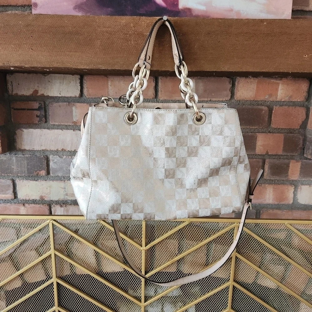 MICHAEL Kors Cynthia Sachel Gold and Tan. MSRP 450
